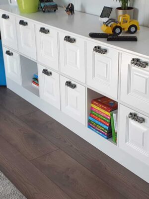 Gyerekszoba tároló szekrény Gyerekszoba tároló szekrény